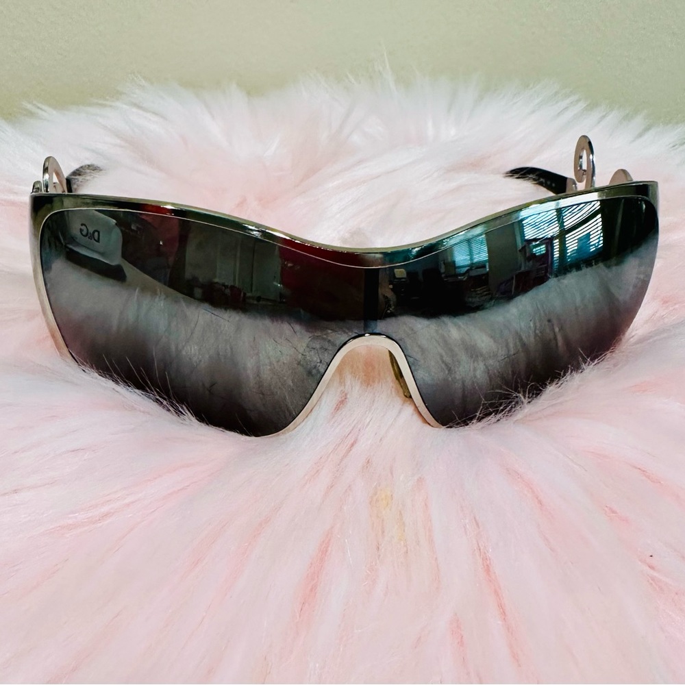 Authentic Vintage DoIce & Gabbana Shield Sunglasses